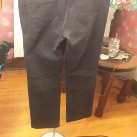 Black stretchy pants - Picture 9 of 9